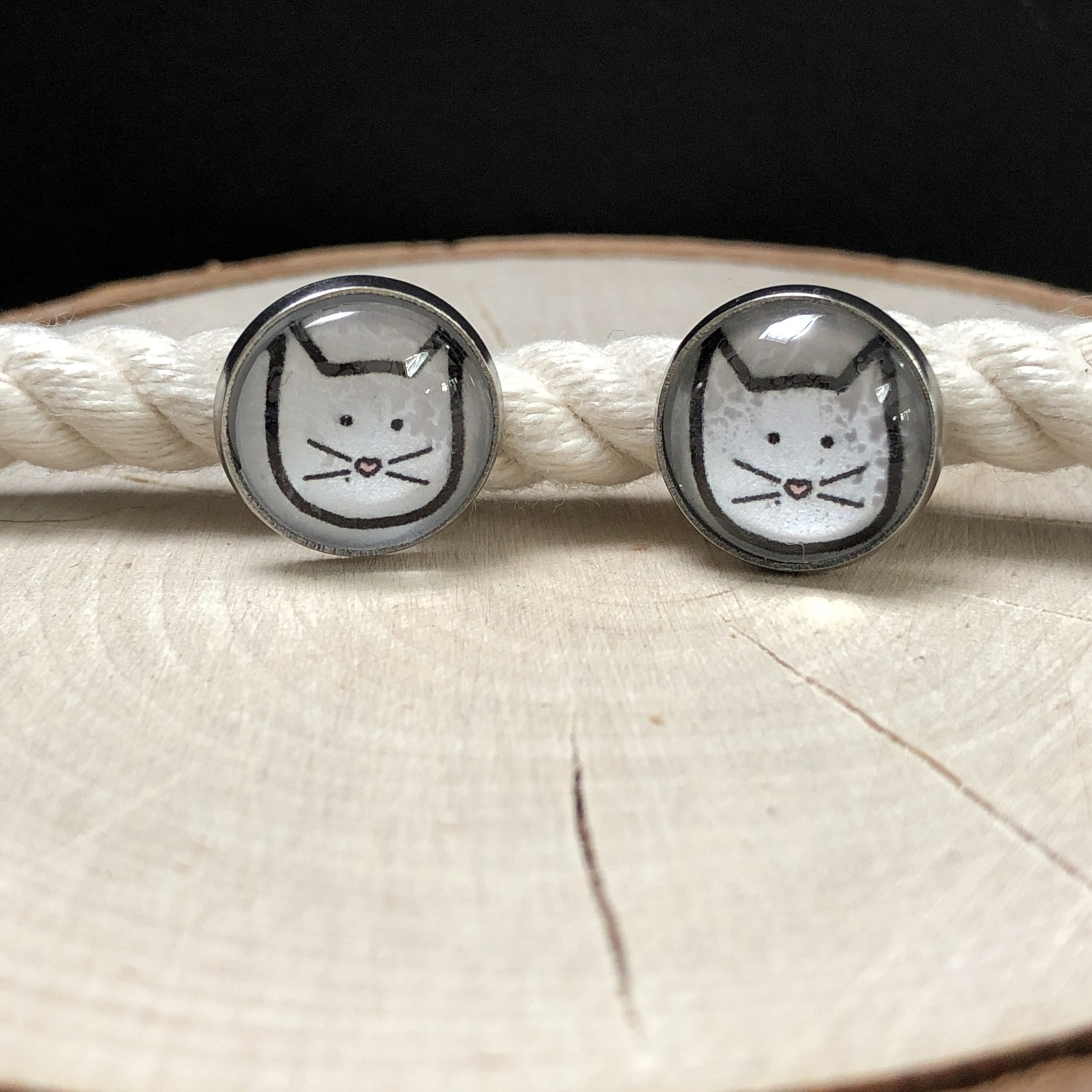 Stick Kitty earrings